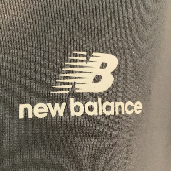NEW BALANCE Sport gray vest Size M - Picture 3 of 9